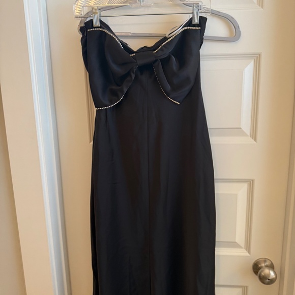LuLus Women’s Black Silk Bow Dress, Strapless - Picture 3 of 3